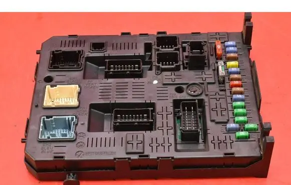 Citroen C5 Fuse box set 28119759-5