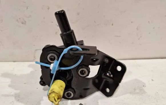 Opel Astra K Valve 25203660120