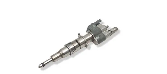 BMW 5 E60 E61 Fuel injector 7589048