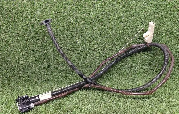 Volkswagen Touareg I Fuel line pipe 7L0919715 229020004001