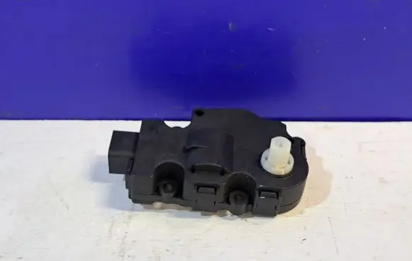 Jaguar XE A/C air flow flap actuator/motor 09082018 MF1139301380