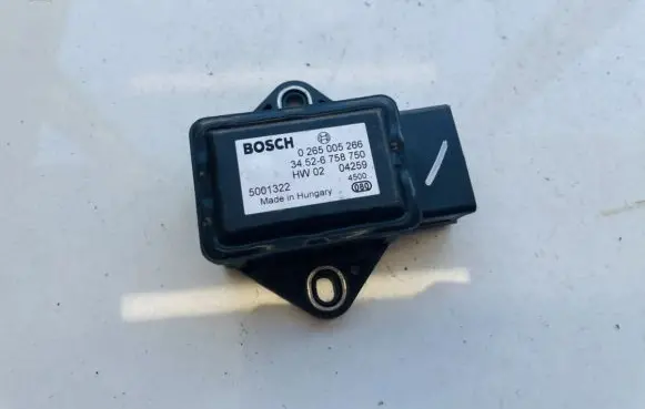 BMW 5 E60 E61 ESP acceleration yaw rate sensor 0265005266 34.52-6758750