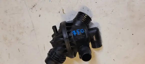 BMW X5 E70 Engine coolant pipe/hose 7586784 12021400314103