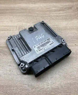 Opel Insignia A Engine control unit/module ECU 55577619 0281017453