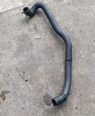 Mercedes-Benz C W204 Engine coolant pipe/hose A2048305996
