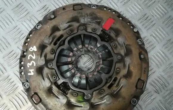 Toyota RAV 4 (XA30) Pressure plate 312100w140 31210-0w140