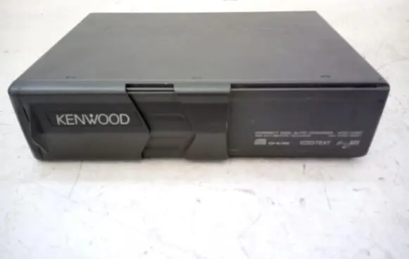 Saab 9-5 CD/DVD changer 5521315