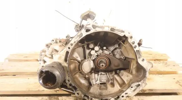 Toyota Corolla E140 E150 Manual 5 speed gearbox 31115-02020