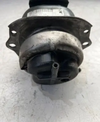 BMW X5 E70 Engine mount bracket P678441601 16004212