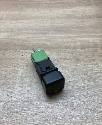 Citroen C3 Seat heating switch 
