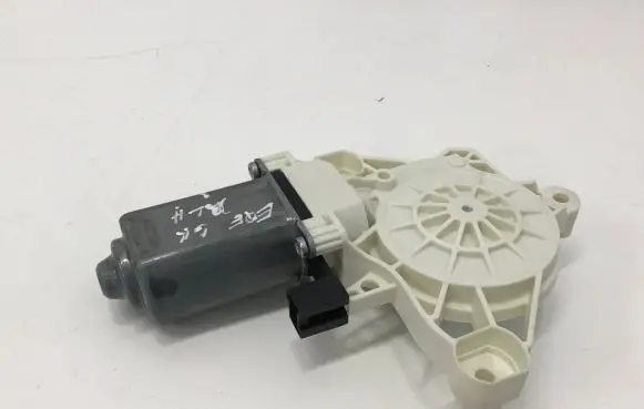 Mercedes-Benz EQE v295 Rear door window regulator motor A0009065108