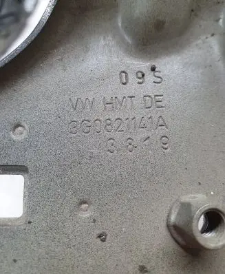 Volkswagen PASSAT B8 Fender mounting bracket 3G0821141A