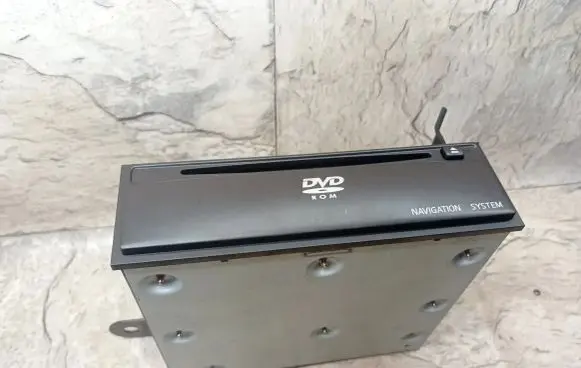 Nissan Murano Z50 CD/DVD changer 25915CC000