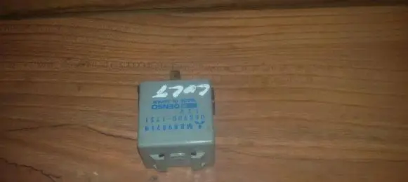 Mitsubishi Colt Other control units/modules MB894719 0689001731