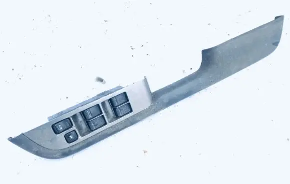 Nissan X-Trail T30 Electric window control switch 80960eq300x