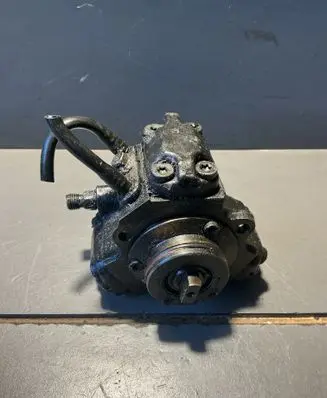Hyundai Santa Fe Fuel injection high pressure pump 3310027000 0445010038