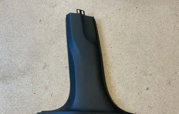 BMW X5 G05 (B) pillar trim (bottom) 7434277