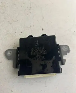 Toyota Prius (NHW20) Keyless (KESSY) go control unit/module 8999047023 2325000320