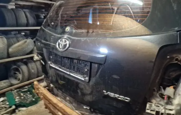 Toyota Verso Tailgate/trunk/boot lid