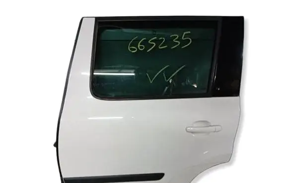 Skoda Yeti (5L) Rear door 