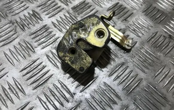 Front door lock