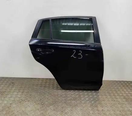 Subaru Impreza IV Rear door
