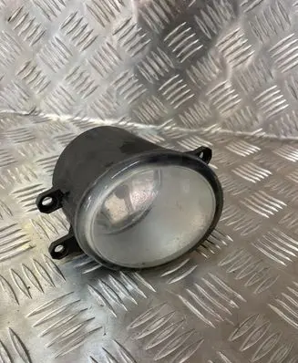 Toyota Prius (XW30) Front fog light 812100D041