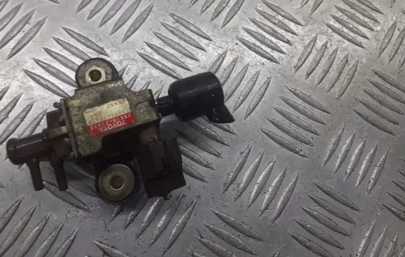 Toyota Corolla Verso E121 Turbo solenoid valve 25819-27020