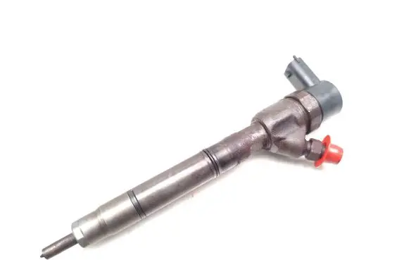 Hyundai ix35 Fuel injector 338002A800 0445110411