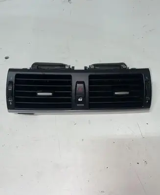 BMW X5 E70 Dash center air vent grill 7161801 7161802