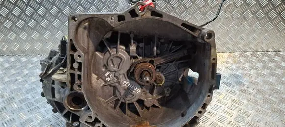 Renault Master II Manual 5 speed gearbox S27624905 PF1013 PF1AA013