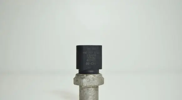 Audi A6 S6 C8 4K Air conditioning (A/C) pressure sensor 4H0959126B