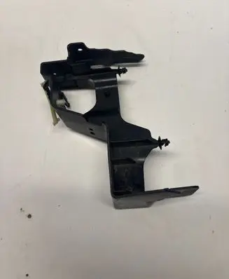 Land Rover Range Rover Sport L494 Other engine bay part JPLA14A099SA