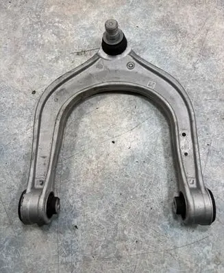 BMW X7 G07 Front upper control arm/wishbone 6883115