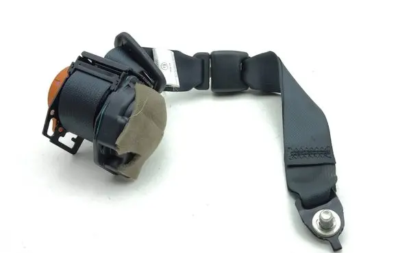 Infiniti Q50 Middle seatbelt (rear) TKKAH0EG626 20151728