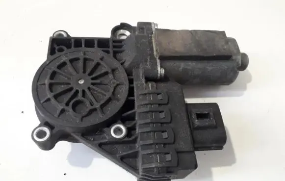 Jaguar S-Type Rear door window regulator motor 0130821484
