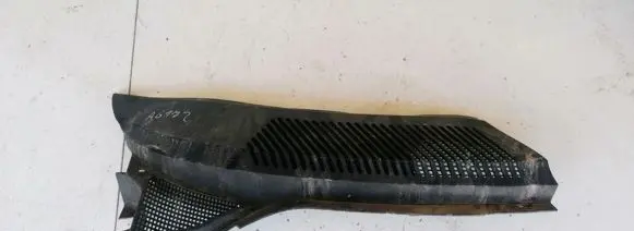 Renault Scenic I Wiper trim 8200050331
