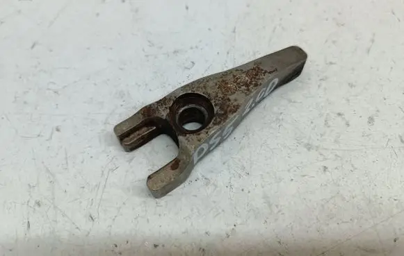 Citroen DS5 Fuel Injector clamp holder 