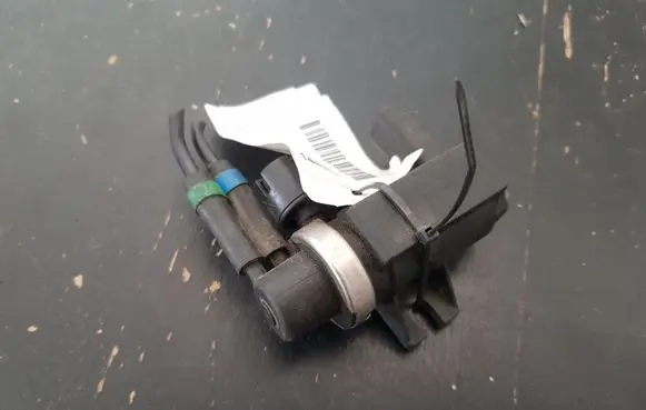 Citroen C3 Turbo solenoid valve 9641726680