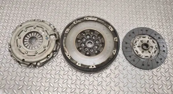 Mercedes-Benz CLA C117 X117 W117 Clutch set kit A0262500501 301116A0107