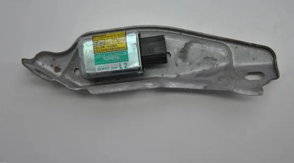 Lexus GS 300 350 430 450H Airbag deployment crash/impact sensor 8983430020