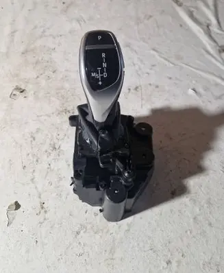 BMW 3 F30 F35 F31 Gear shifter/selector 1009997200 0106201513 90613151520790