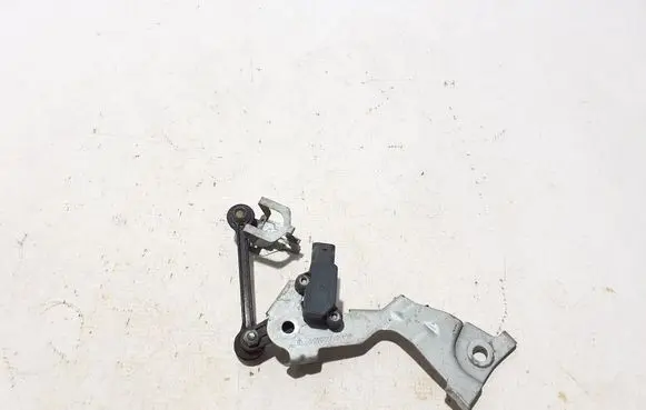 Mercedes-Benz GLE W167 Air suspension front height level sensor A1673205505