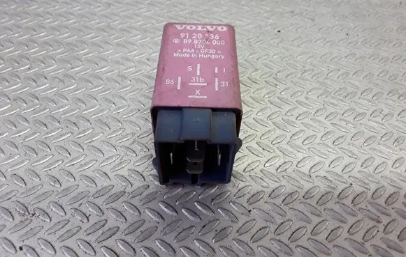 Volvo S70 V70 V70 XC Other relay 9128136 898704000