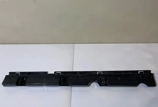 BMW 3 E90 E91 Other sill/pillar trim element 51777202659 15857711
