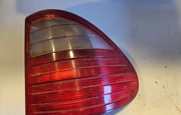 Mercedes-Benz E W210 Rear/tail lights A2108204864