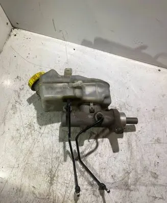 Volkswagen Transporter - Caravelle T5 Master brake cylinder 7H0611303A