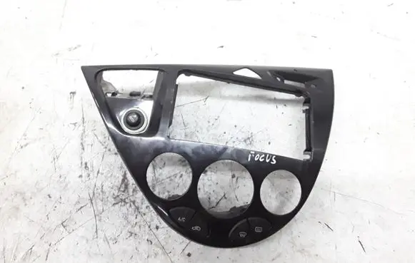 Ford Focus Climate control/heater control trim 98ABA046A04
