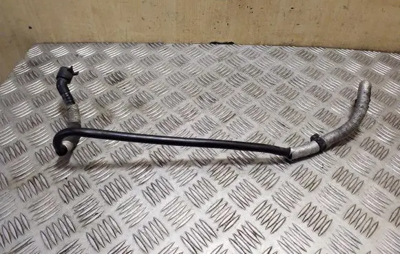 Audi TT TTS Mk2 Vacuum line/pipe/hose 8J2611931
