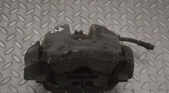 Volvo XC90 Front brake caliper